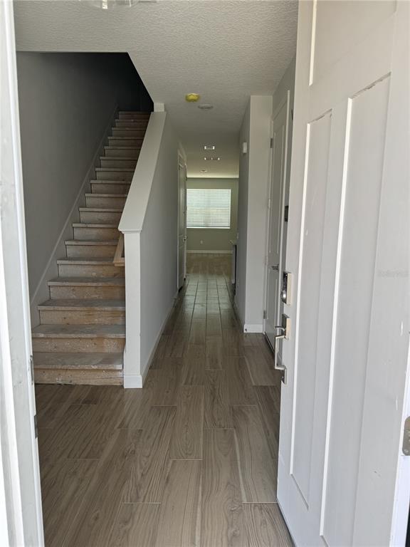 Picture of 7274 Deer Valley Cir, Tampa FL 33635