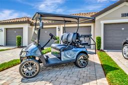Picture of 5694 Palmer Circle Unit 202, Bradenton, FL 34211