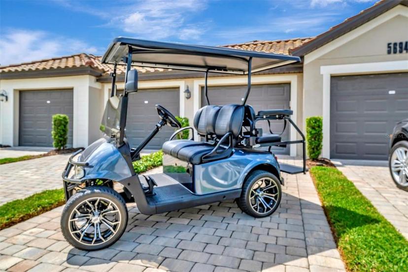 Picture of 5694 Palmer Circle Unit 202, Bradenton FL 34211