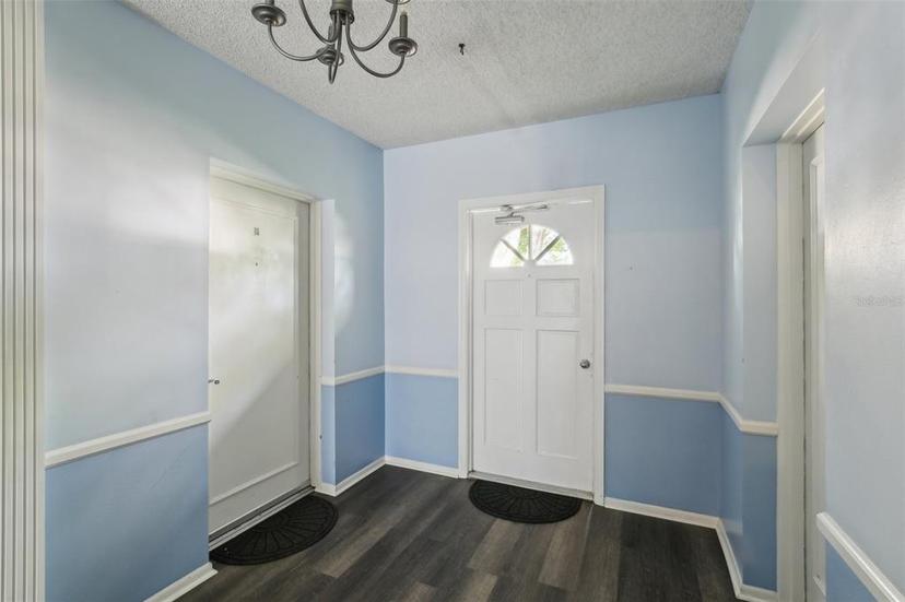 Picture of 1705 Belleair Forest Drive Unit B, Belleair FL 33756