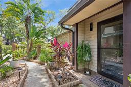 Picture of 1490 Mahogany Lane Unit 706, Palm Harbor, FL 34683
