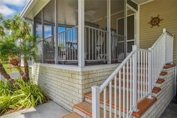Picture of 4851 W Gandy Boulevard Unit B09L23, Tampa, FL 33611