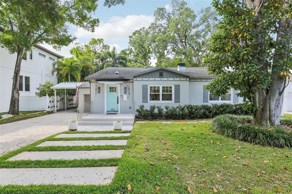 Picture of 2934 W Coachman Avenue, Tampa, FL 33611