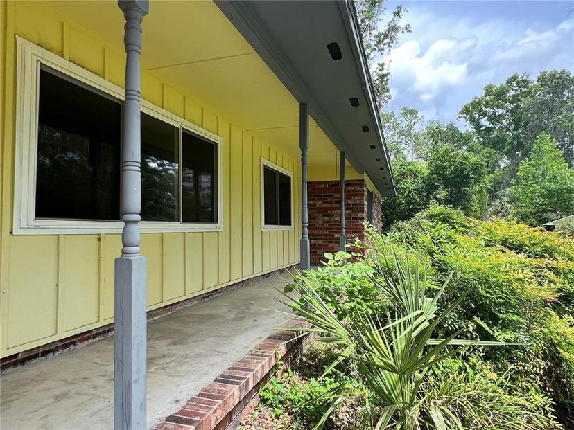 Picture of 9310 NW 10Th Place, Gainesville FL 32606