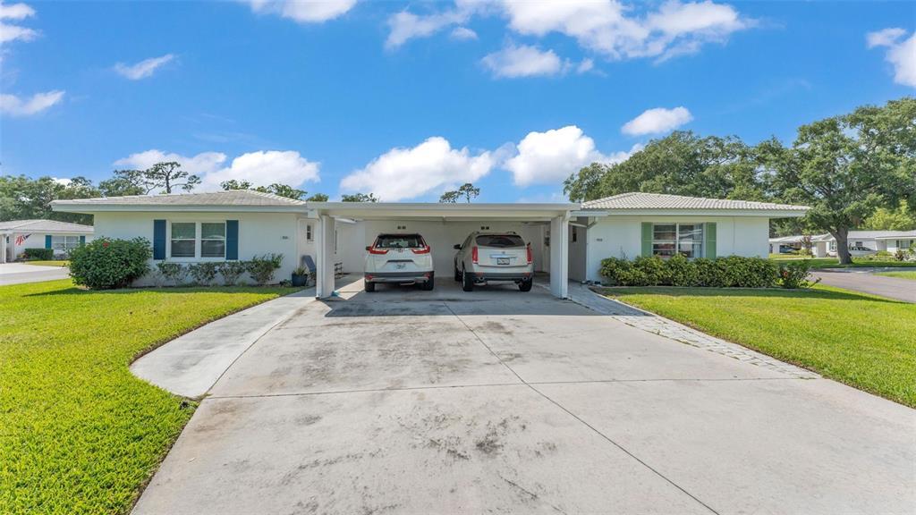 Picture of 703 Barber Circle Unit 703, Lakeland, FL 33803