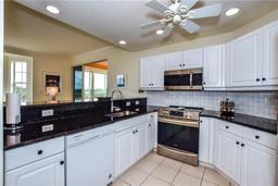 Picture of 1711 Gondola Park Drive Unit 1711, Venice, FL 34292