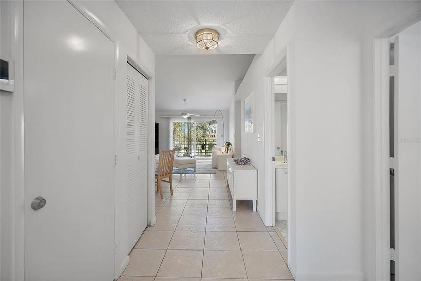 Picture of 6191 Bahia Del Mar Boulevard Unit 204, St Petersburg FL 33715