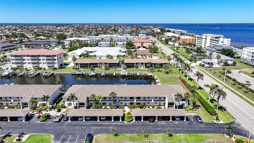 Picture of 245 Coldeway Drive Unit B10, Punta Gorda FL 33950