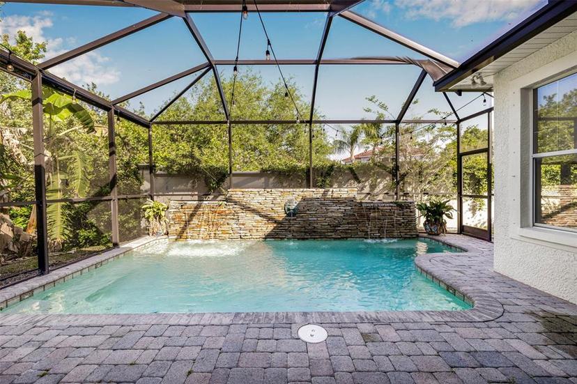 Picture of 11611 Meridian Point Drive, Tampa FL 33626