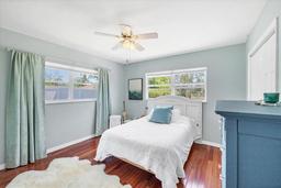 Picture of 5675 Saint Louis Avenue, Sarasota, FL 34233