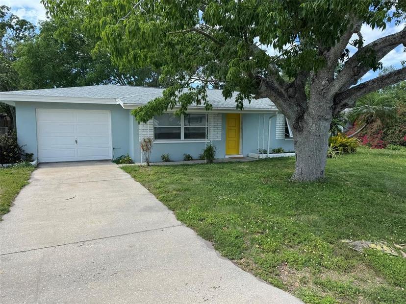 Picture of 1713 Valencia Drive E, Largo FL 33778