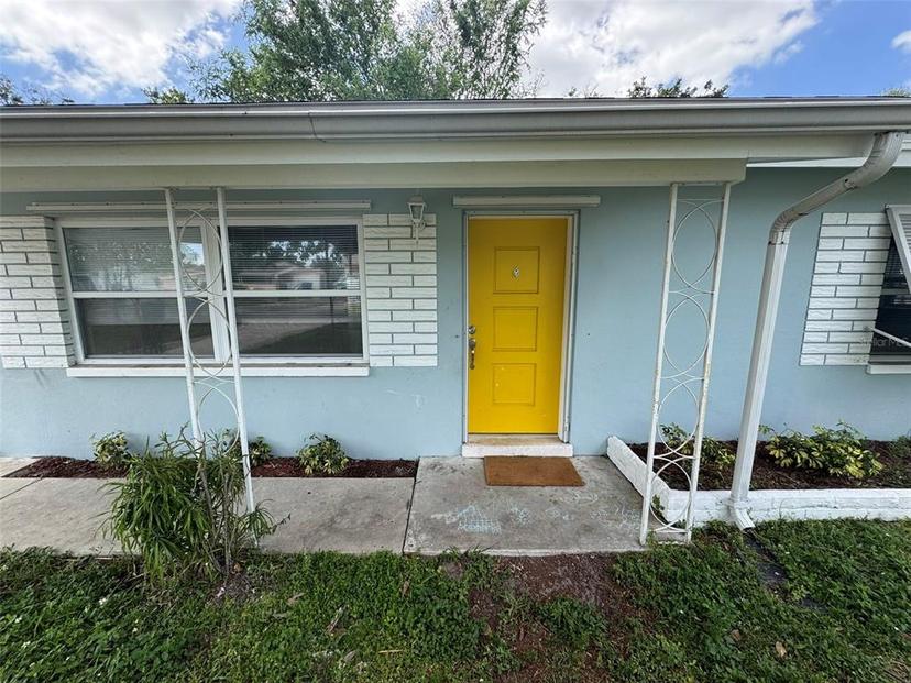 Picture of 1713 Valencia Drive E, Largo FL 33778