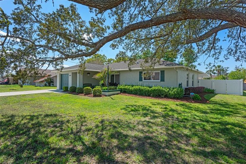 Picture of 10193 Horizon Drive, Spring Hill FL 34608