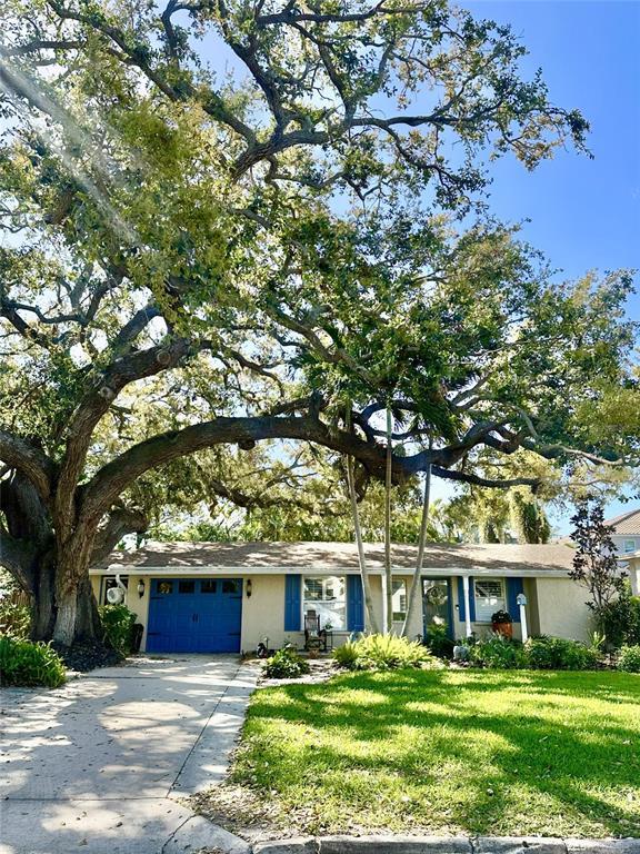 Picture of 1834 Bougainvillea Street, Sarasota FL 34239