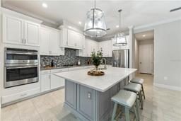 Picture of 716 Manns Harbor Drive, Apollo Beach, FL 33572
