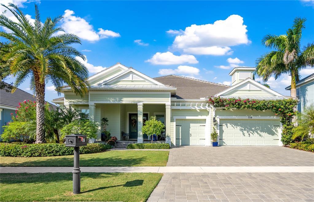 Picture of 716 Manns Harbor Drive, Apollo Beach, FL 33572
