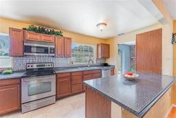 Picture of 1545 Sailpoint Drive, Bartow, FL 33830