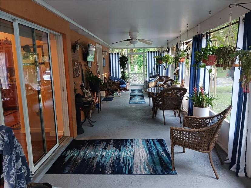 Picture of 4746 Cr 300, Lake Panasoffkee FL 33538