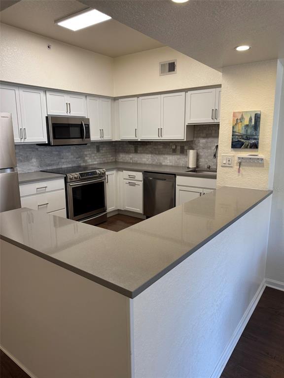 Picture of 402 S Armenia Avenue Unit 127, Tampa FL 33609