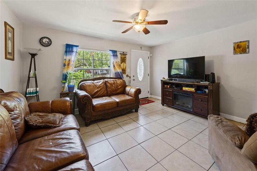 Picture of 215 Melody Lane, Largo FL 33771