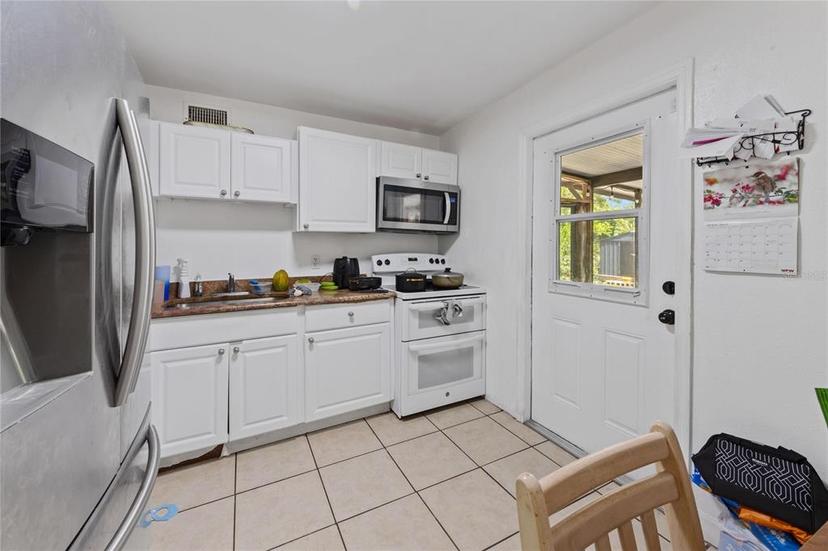 Picture of 215 Melody Lane, Largo FL 33771