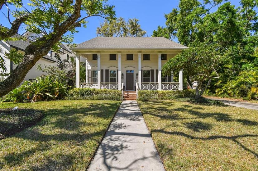 Picture of 817 S Woodlyn Drive, Tampa FL 33609