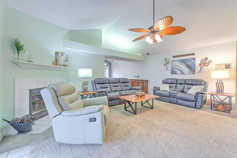 Picture of 1239 Tuxford Drive, Brandon FL 33511