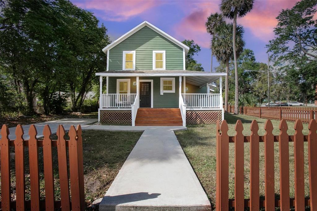 Picture of 415 W Church Street, Deland, FL 32720