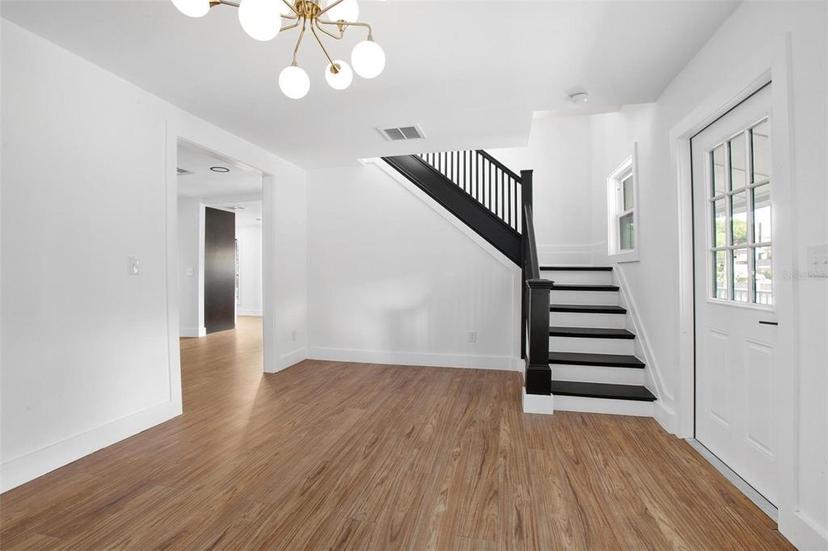 Picture of 415 W Church Street, Deland FL 32720