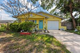 Picture of 1782 Maryland Avenue Ne, St Petersburg, FL 33703