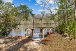 Picture of 4250 NW 81St Lane, Bell, FL 32619