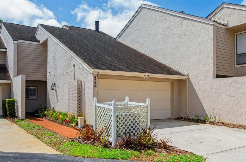 Picture of 4230 Hartwood Lane, Tampa FL 33618