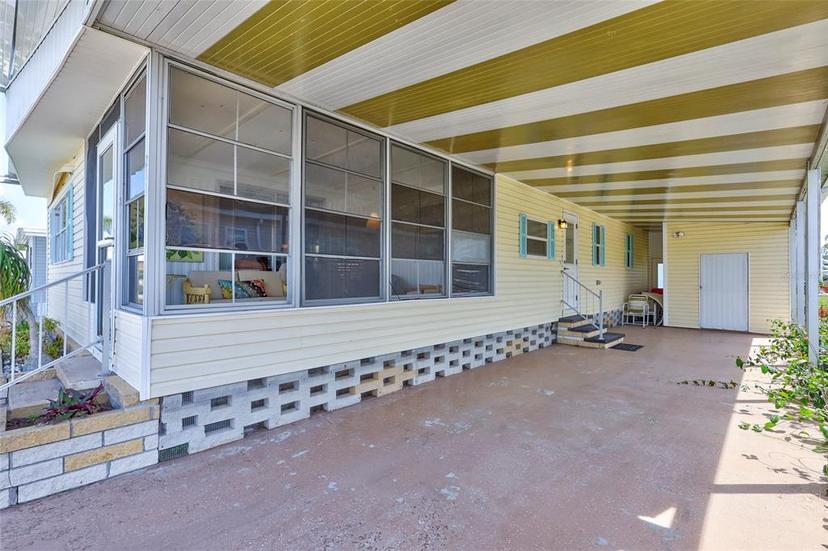 Picture of 5619 Bayshore Road Unit 211, Palmetto FL 34221