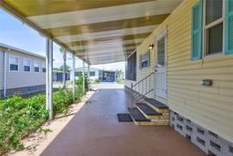 Picture of 5619 Bayshore Road Unit 211, Palmetto, FL 34221
