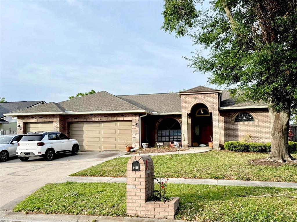 Picture of 1418 Buckner Road, Valrico, FL 33596