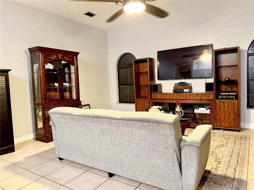 Picture of 1418 Buckner Road, Valrico FL 33596
