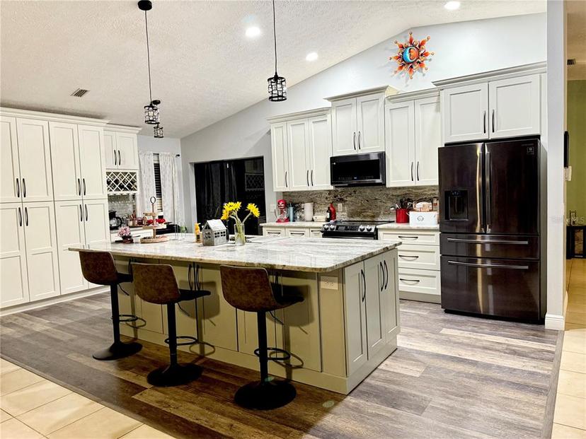 Picture of 1418 Buckner Road, Valrico FL 33596