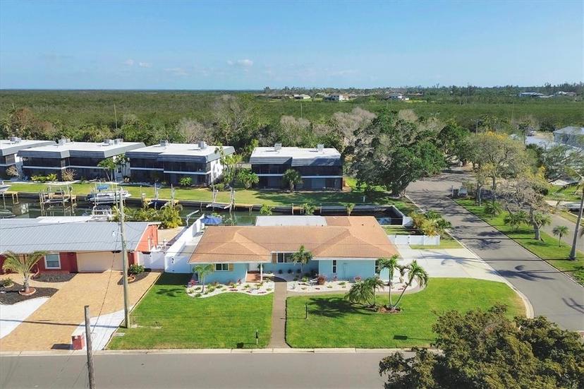 Picture of 10304 Sandpiper Road W, Bradenton FL 34209