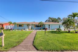 Picture of 10304 Sandpiper Road W, Bradenton, FL 34209