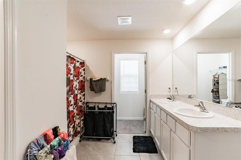 Picture of 3715 Capri Coast, Plant City FL 33565