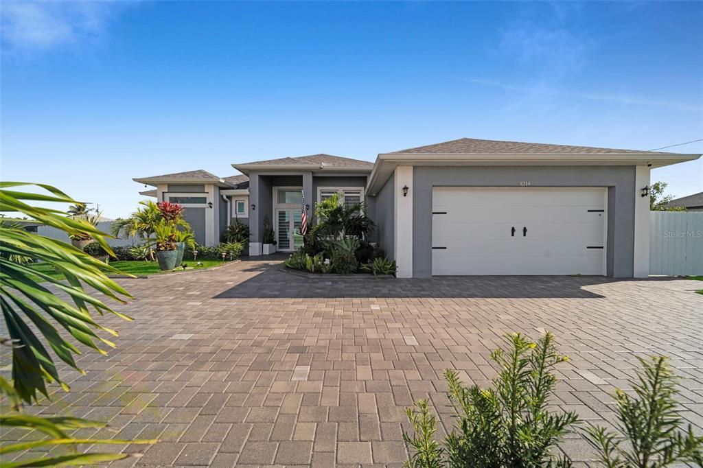 Picture of 1214 Embers Parkway W, Cape Coral, FL 33993
