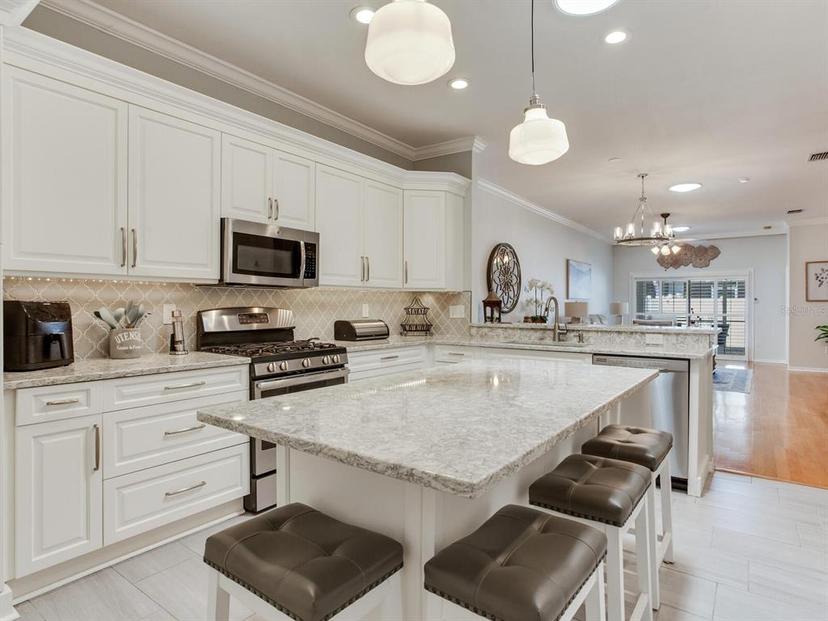 Picture of 19337 Weymouth Drive, Land O Lakes FL 34638