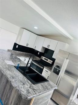 Picture of 9247 SE 142Nd Place, Summerfield, FL 34491