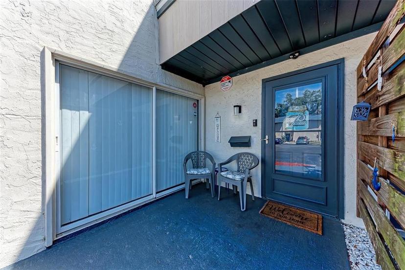 Picture of 1026 Longfellow Court Unit 111, Sarasota FL 34243