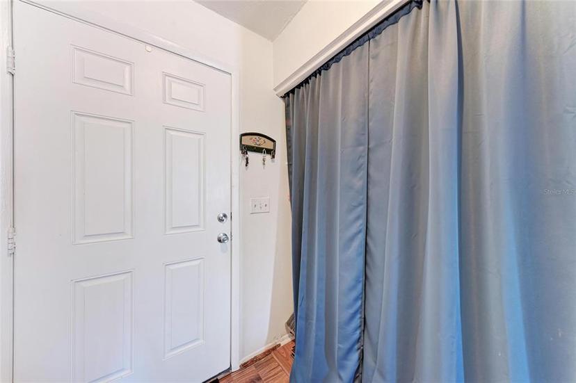 Picture of 1026 Longfellow Court Unit 111, Sarasota FL 34243