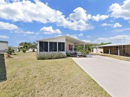Picture of 1746 Fox Hill Dr, Lakeland, FL 33810