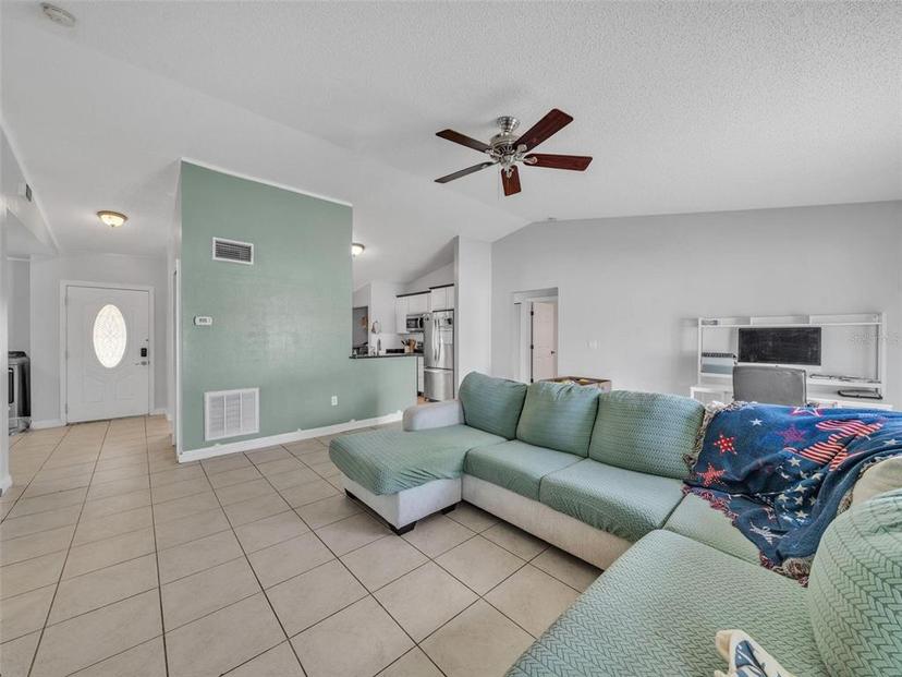 Picture of 62 York Court, Kissimmee FL 34758
