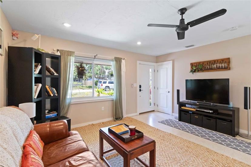 Picture of 2922 Williamsburg Street, Sarasota FL 34231