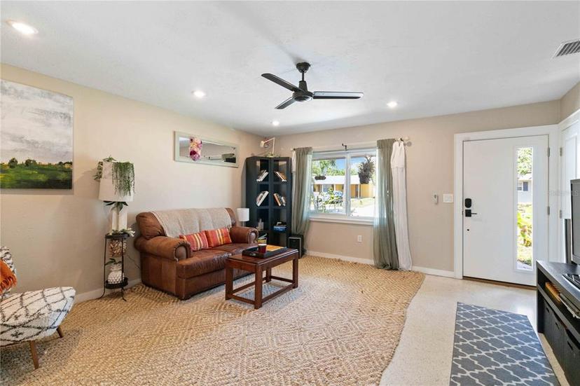 Picture of 2922 Williamsburg Street, Sarasota FL 34231