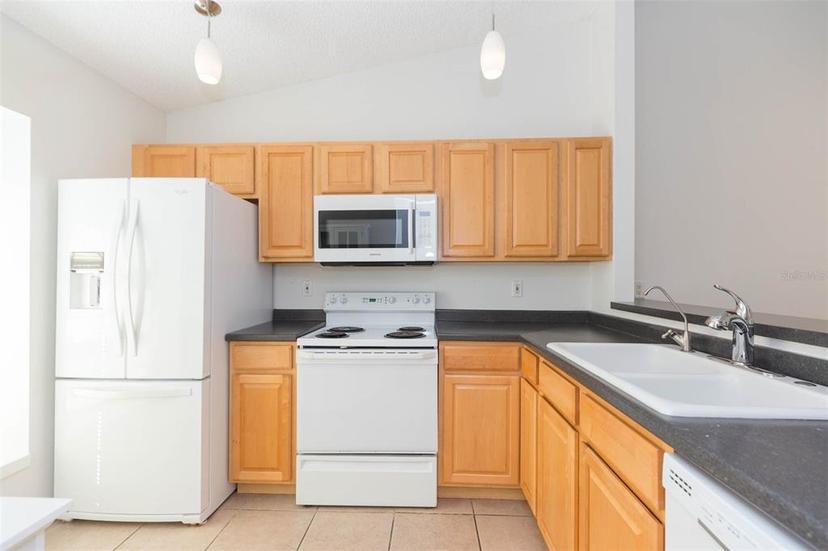 Picture of 3777 Mission Court, Largo FL 33771